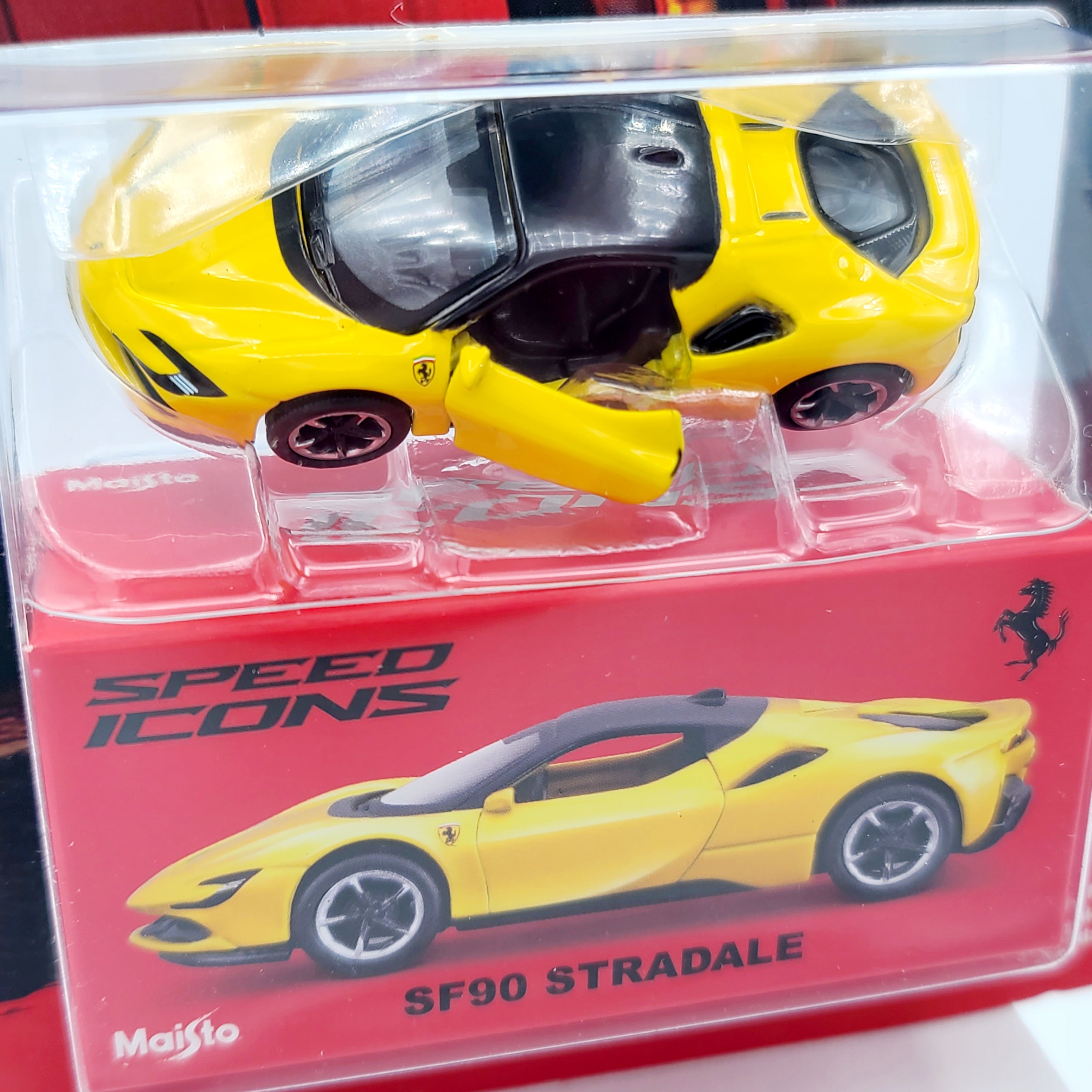 Maisto Ferrari SF90 Stradale - 1:64 scale, yellow (2024 Maisto Speed Icons)